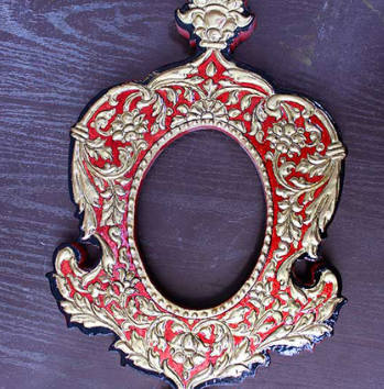 Usta Kala gold-embossed artwork close-up 2