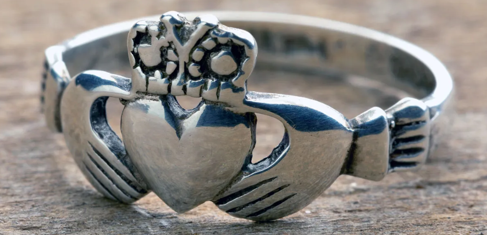 Metal jewellery detail 2