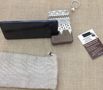 Cow dung craft detail 2