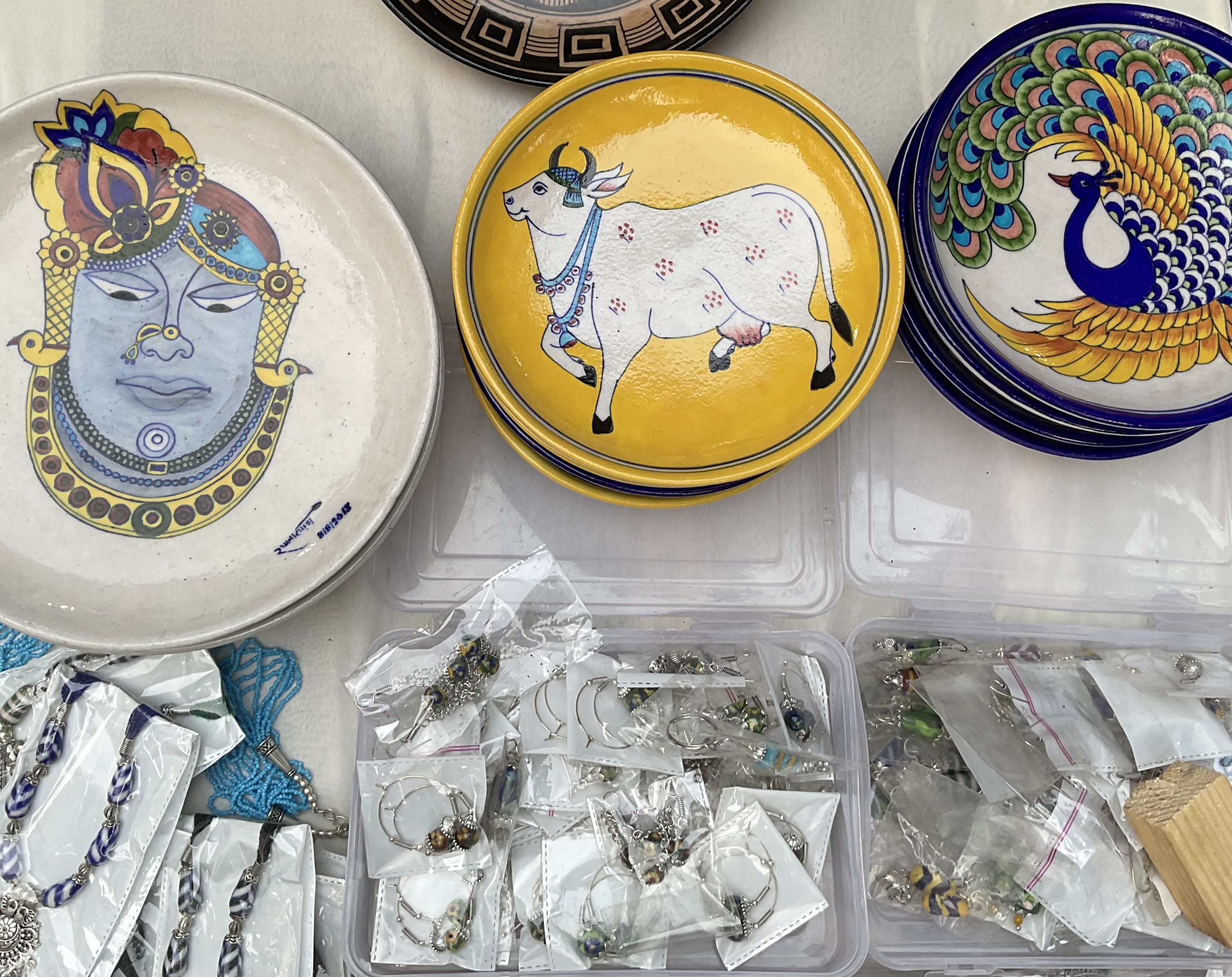 Blue pottery of Jaipur example 1