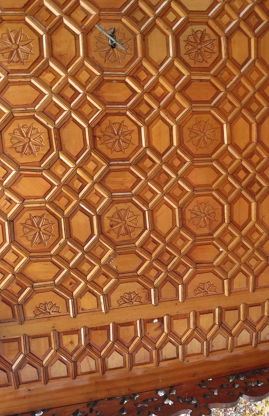 Khatamband geometric ceiling detail 1
